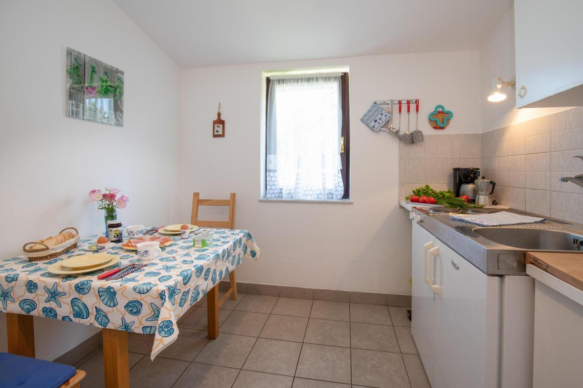 Apartments Brankica Island - Happy Rentals Vantacici Kültér fotó