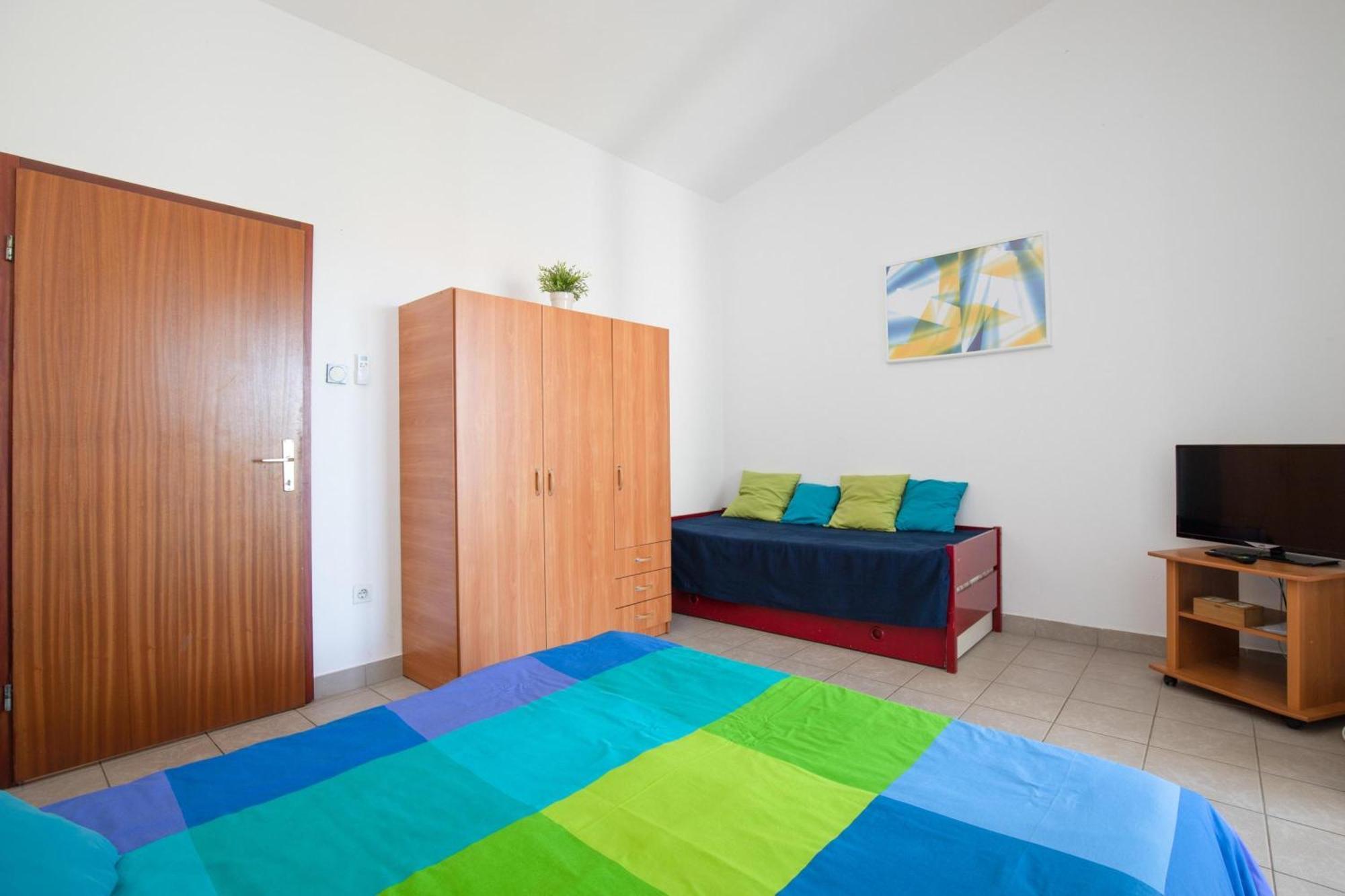 Apartments Brankica Island - Happy Rentals Vantacici Kültér fotó