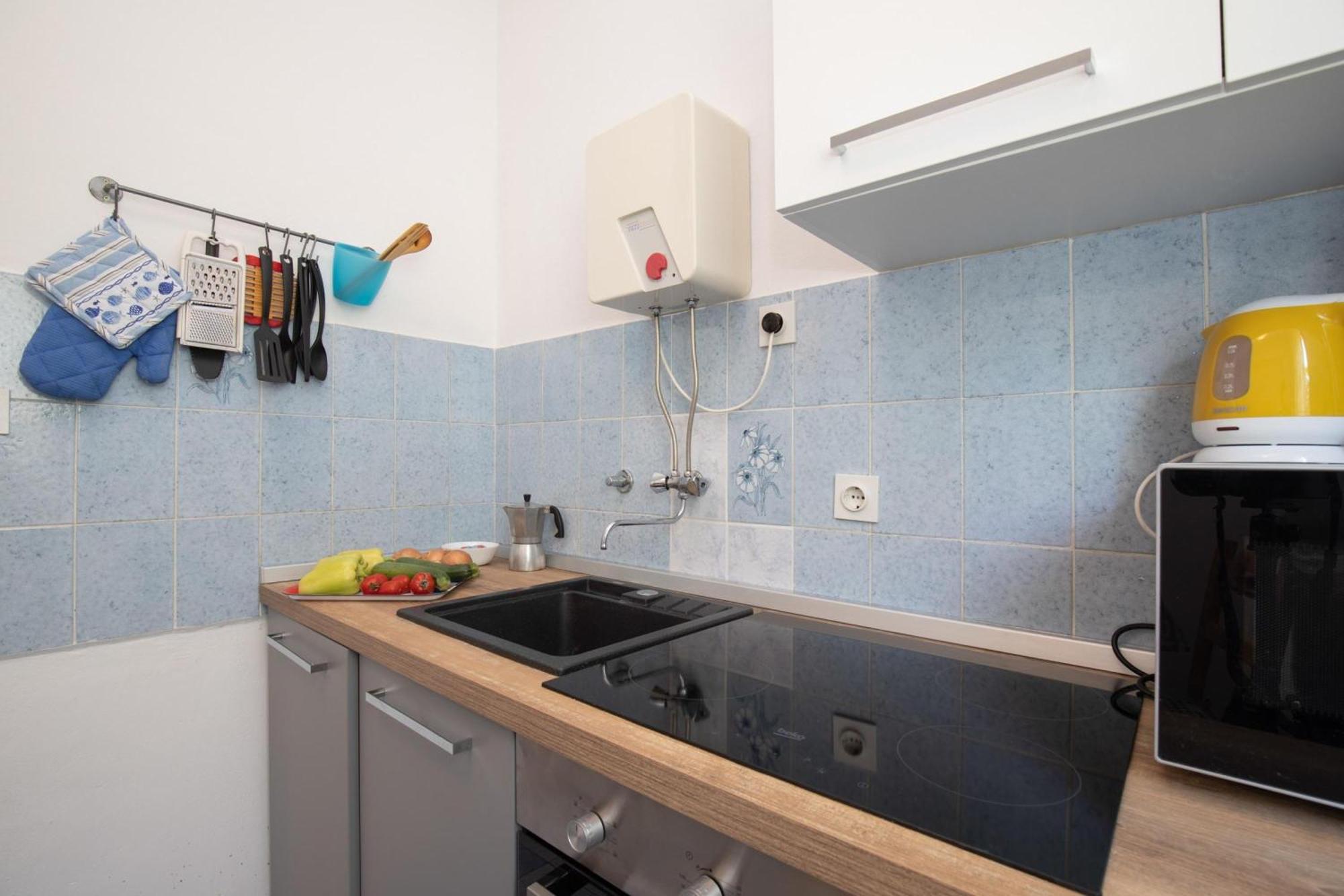 Apartments Brankica Island - Happy Rentals Vantacici Kültér fotó