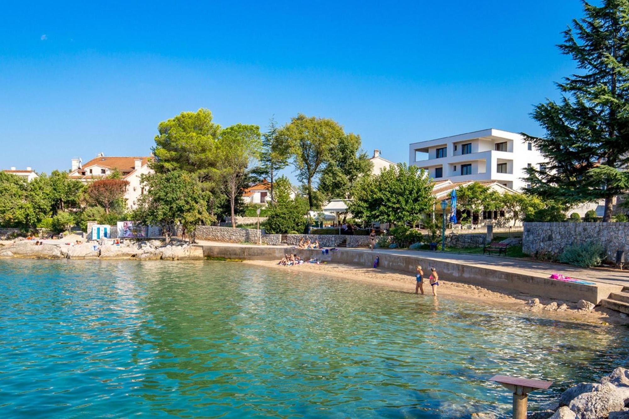 Apartments Brankica Island - Happy Rentals Vantacici Kültér fotó